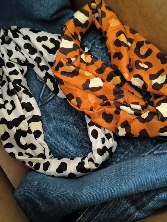 Ladies Mystery Plus Brand New Package Of Jessica Simpson Makeup Brushes Etc. - Picture 3 of 11